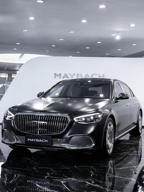 成都209岚图汽车的售后服务让用户无忧出行，迈巴赫未来的豪华车趋势